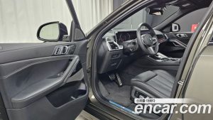 BMW X6 xDrive40i M Sport 2025 года из Южной Кореи