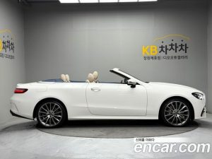 Mercedes-Benz E-Class E450 4MATIC Cabriolet 2023 года из Южной Кореи