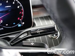 Mercedes-Benz C-Class C200 Avantgarde 2025 года из Южной Кореи