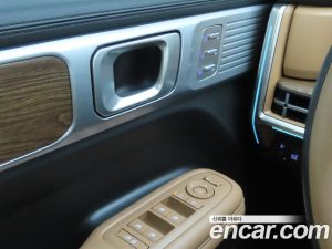 Hyundai Santafe HEV 1.6 2WD 2024 года из Южной Кореи