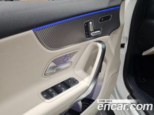 Mercedes-Benz A-Class A220 SEDAN 2025 года из Южной Кореи