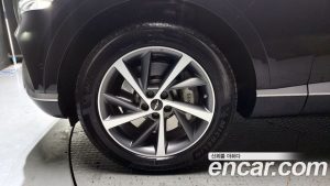 Genesis GV80 2.5T Бензин AWD 2024 года из Южной Кореи