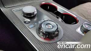 Genesis GV80 2.5T Бензин AWD 2024 года из Южной Кореи
