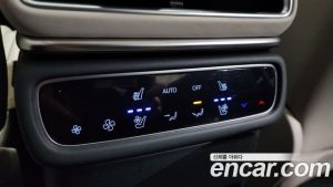 Genesis GV80 2.5T Бензин AWD 2024 года из Южной Кореи
