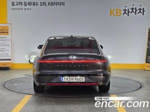 Hyundai Grandeur Calligraphy 2024 года из Южной Кореи