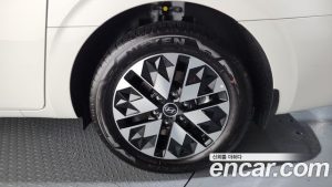 Hyundai Staria HEV 1.6 Lounge 7-Seater 2025 года из Южной Кореи