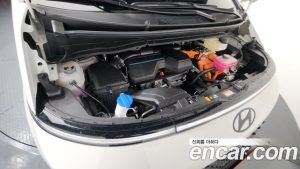 Hyundai Staria HEV 1.6 Lounge 7-Seater 2025 года из Южной Кореи
