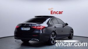 Mercedes-Benz C-Class C300 4MATIC Avantgarde 2024 года из Южной Кореи