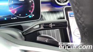 Mercedes-Benz C-Class C300 4MATIC Avantgarde 2024 года из Южной Кореи