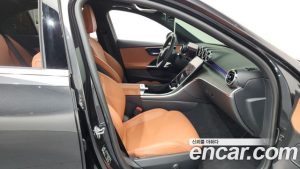 Mercedes-Benz C-Class C300 4MATIC Avantgarde 2024 года из Южной Кореи