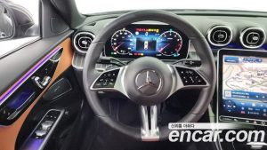 Mercedes-Benz C-Class C300 4MATIC Avantgarde 2024 года из Южной Кореи