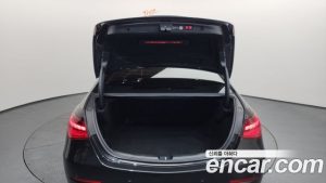 Mercedes-Benz C-Class C300 4MATIC Avantgarde 2024 года из Южной Кореи
