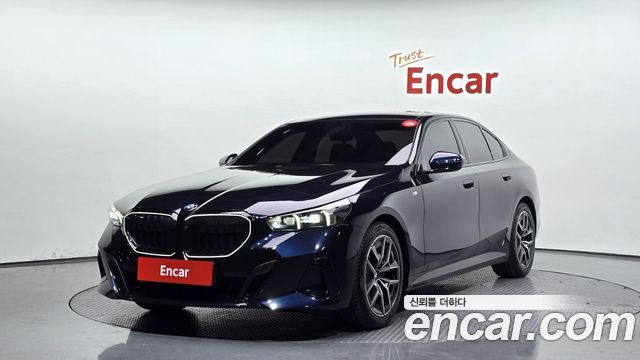 BMW 5-Series 520i Special Edition 2025 года из Кореи