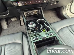 Kia K5 1.6 Turbo 2024 года из Южной Кореи