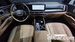 Kia Sorento HEV 1.6 2WD 2024 года из Южной Кореи