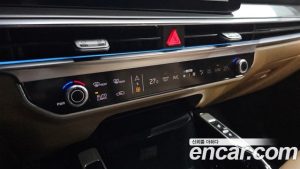 Kia Sorento HEV 1.6 2WD 2024 года из Южной Кореи