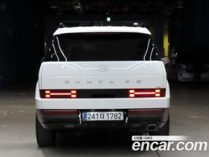 Hyundai Santafe Бензин 2.5T 4WD 2024 года из Южной Кореи