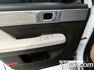 Hyundai Santafe Бензин 2.5T 4WD 2024 года из Южной Кореи