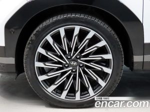 Hyundai Santafe Бензин 2.5T 4WD 2024 года из Южной Кореи