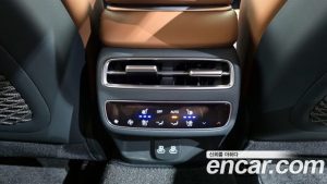 Genesis GV70 2.5T Бензин AWD 2025 года из Южной Кореи