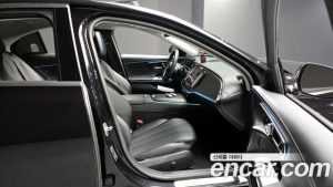 Mercedes-Benz E-Class E200 Avantgarde 2024 года из Южной Кореи