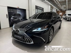Lexus ES Luxury Plus 2026 года из Южной Кореи