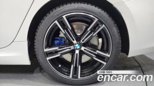 BMW 3-Series 320i M Sport 2025 года из Южной Кореи