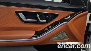 Mercedes-Benz S-Class S400 d 4MATIC 2023 года из Южной Кореи