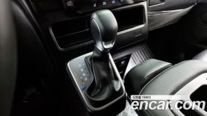 Hyundai Staria HEV 1.6 Tourer 11-Seater 2025 года из Южной Кореи