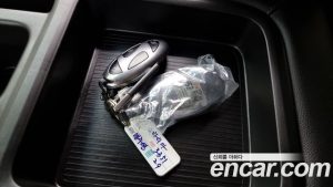 Hyundai Staria HEV 1.6 Tourer 11-Seater 2025 года из Южной Кореи