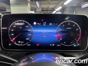 Mercedes-Benz C-Class C200 Avantgarde 2024 года из Южной Кореи