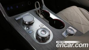 Genesis GV80 2.5T Бензин AWD 2025 года из Южной Кореи