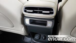 Genesis GV80 2.5T Бензин AWD 2025 года из Южной Кореи