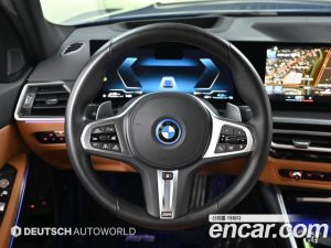 BMW 3-Series 330e M Sport 2023 года из Южной Кореи