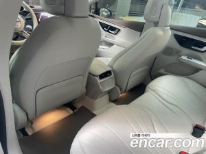 Mercedes-Benz EQE EQE350+ 2024 года из Южной Кореи