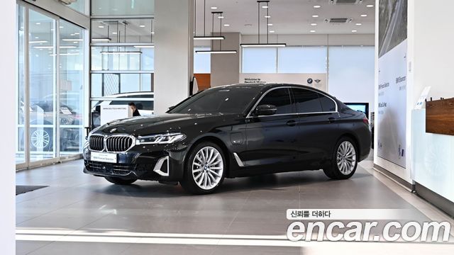 BMW 5-Series 530e Luxury 2023 года из Кореи
