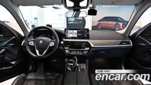 BMW 5-Series 530e Luxury 2023 года из Южной Кореи