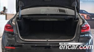 BMW 5-Series 530e Luxury 2023 года из Южной Кореи