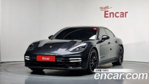Porsche Panamera 4.0 GTS 2022 года из Южной Кореи
