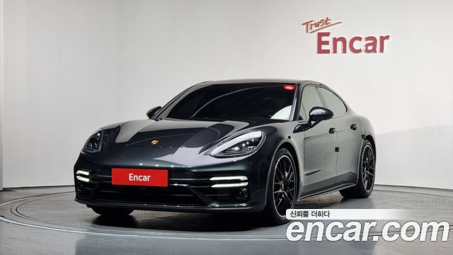 Porsche Panamera 4.0 GTS 2022 года из Кореи