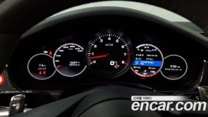 Porsche Panamera 4.0 GTS 2022 года из Южной Кореи