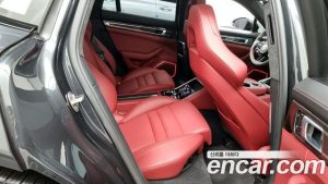 Porsche Panamera 4.0 GTS 2022 года из Южной Кореи