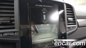 Renault-KoreaSamsung QM6 2.0 GDe LE Signature 2WD 2023 года из Южной Кореи