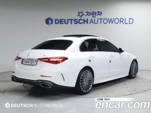 Mercedes-Benz C-Class C300 4MATIC AMG Line 2023 года из Южной Кореи