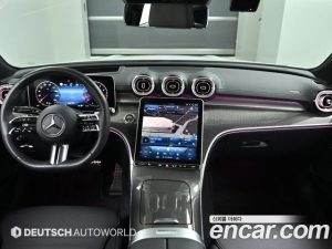 Mercedes-Benz C-Class C300 4MATIC AMG Line 2023 года из Южной Кореи