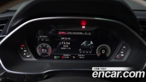 Audi Q3 35 TDI Premium 2023 года из Южной Кореи