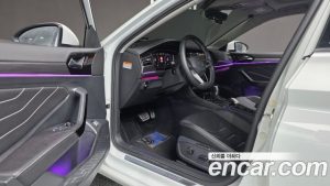 Volkswagen Jetta 1.5 TSI Prestige 2023 года из Южной Кореи