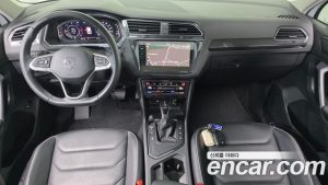 Volkswagen Tiguan 2.0 TDI Prestige 2022 года из Южной Кореи
