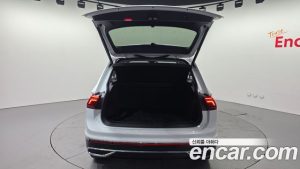 Volkswagen Tiguan 2.0 TDI Prestige 2022 года из Южной Кореи