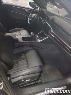 Audi A6 45 TFSI 4WD Premium 2025 года из Южной Кореи